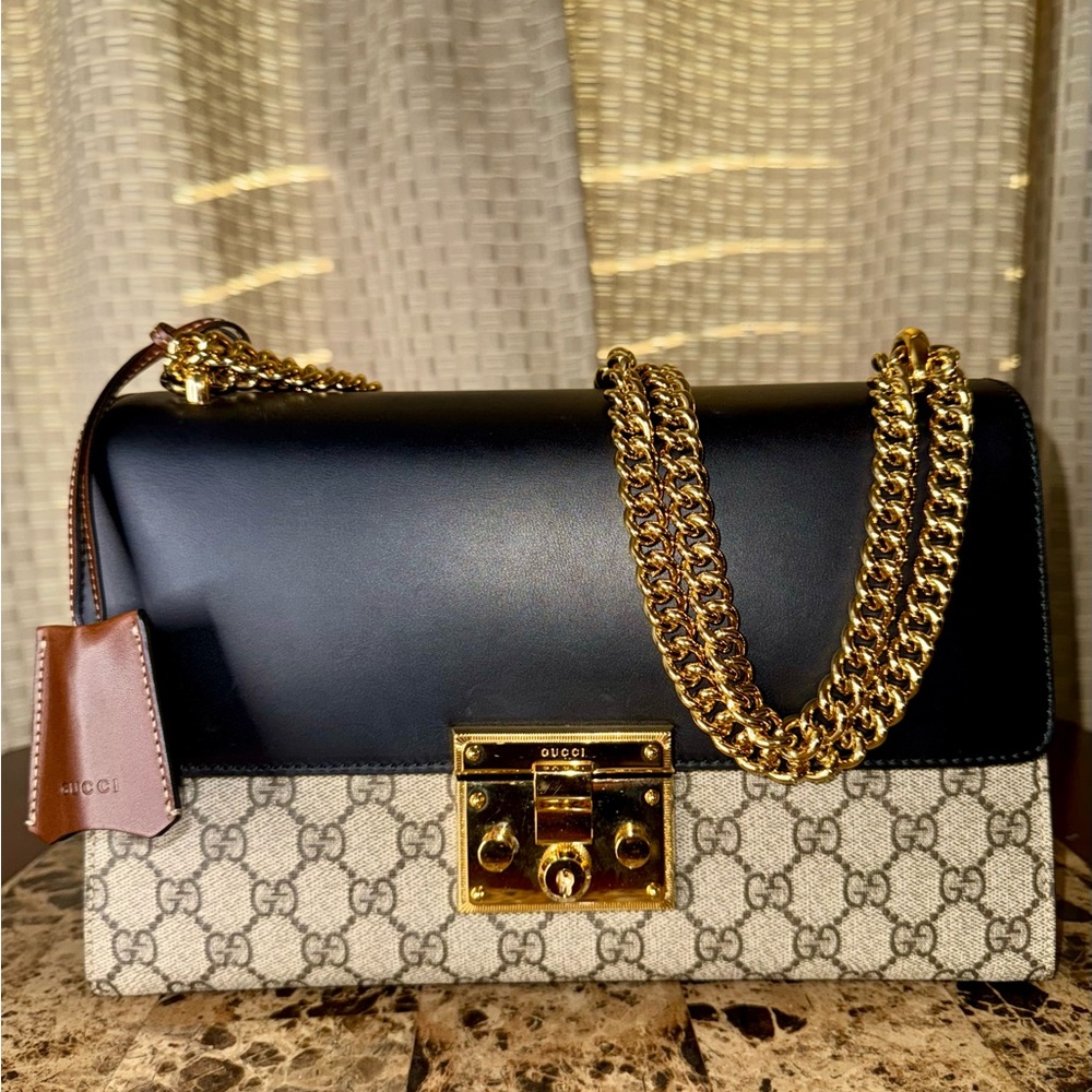 Gucci Padlock Medium GG Supreme Shoulder Bag - Leather, Gold Chain, Near-Mint